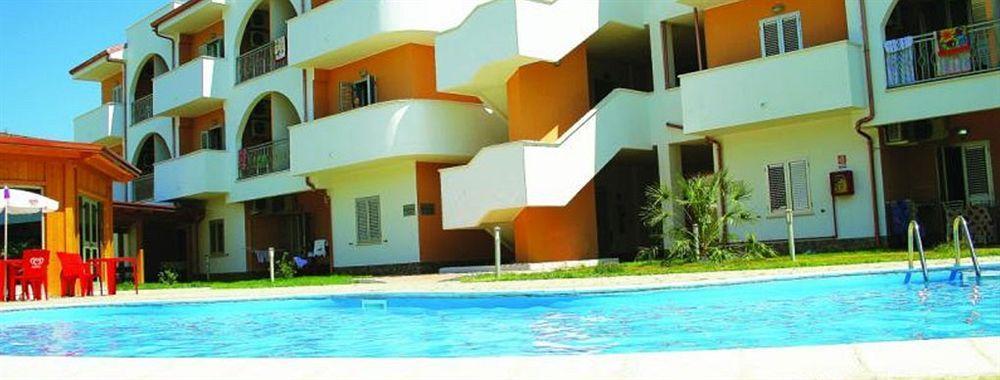 Residence Bernardo Mandatoriccio Marina Εξωτερικό φωτογραφία